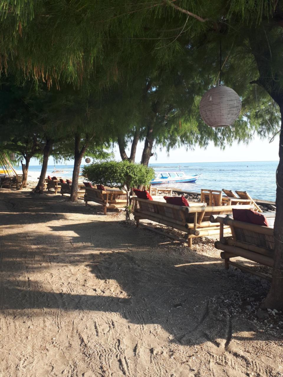 Sandy Beach Bungalows Гили-Эйр Экстерьер фото